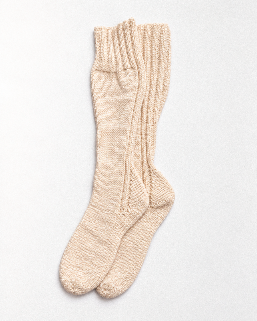 Korallenfarbene Stricksocken