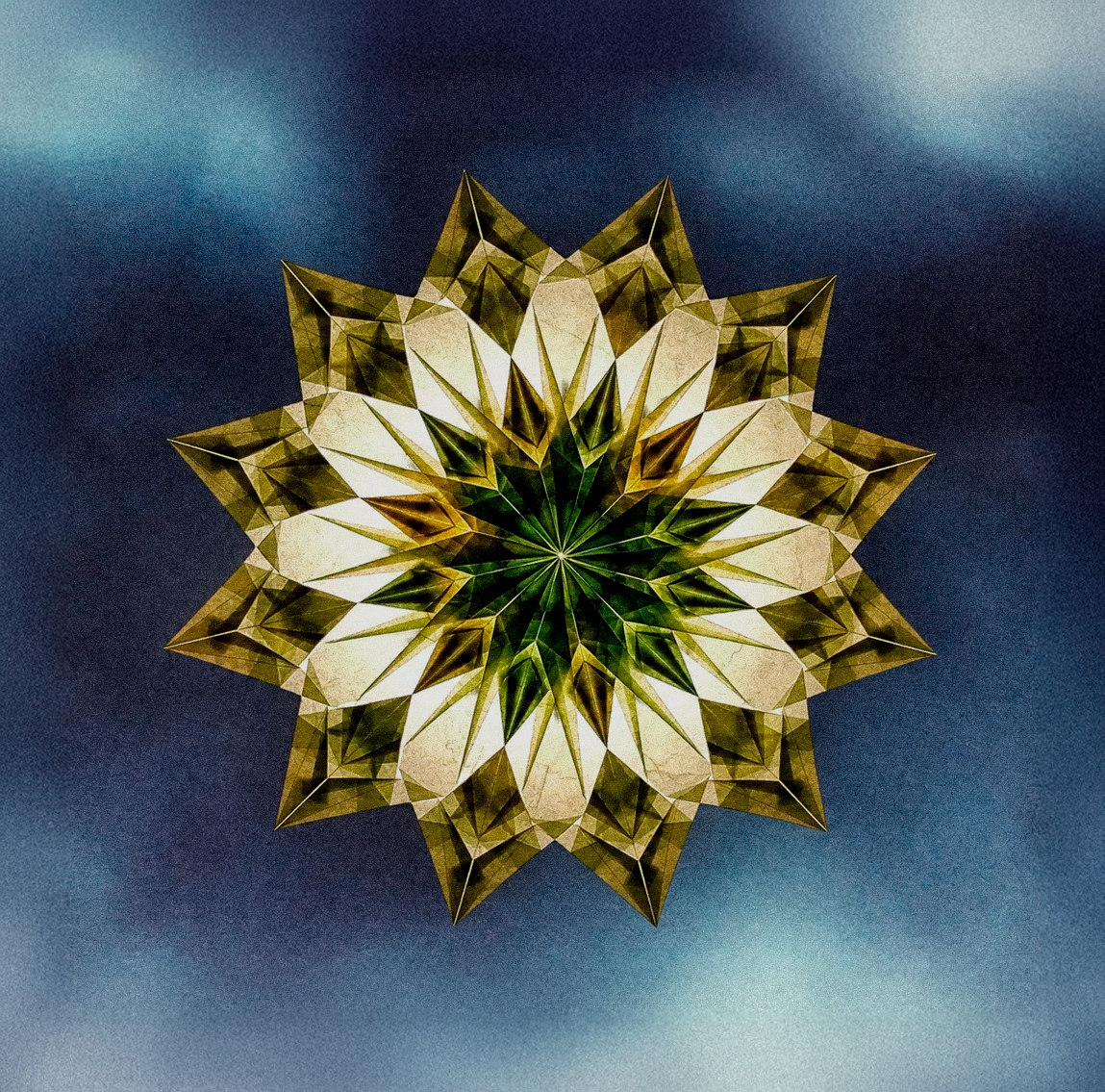 Olive Window Star